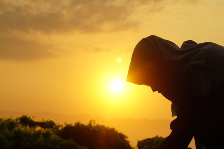 كاتب روسي يتحدث عن استفادة بوتين من رسائل الامام علي بن ابي طالب عليه السلام